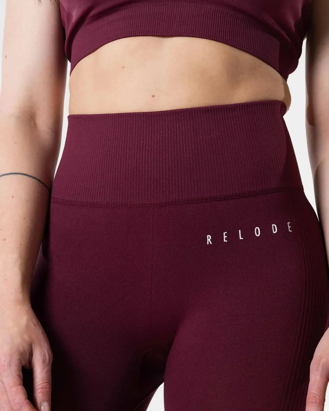 Slipstream Seamless Tights - Burgundy